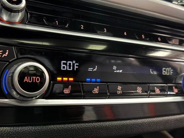Photo of 2021 Black Sapphire Metallic BMW X4 M