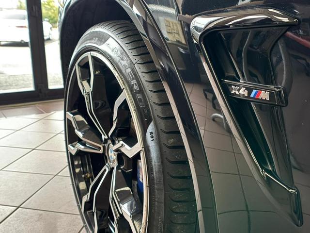 Photo of 2021 Black Sapphire Metallic BMW X4 M