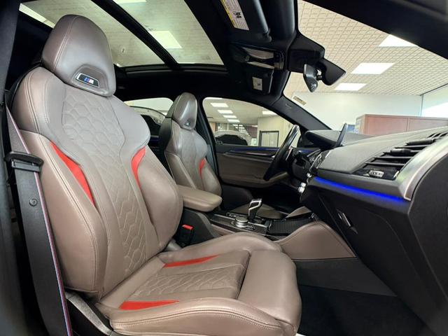 Photo of 2021 Black Sapphire Metallic BMW X4 M