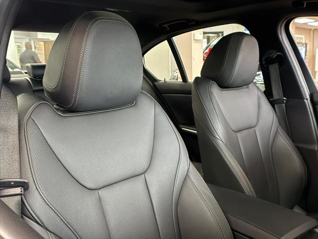 Photo of 2024 Skyscraper Grey Metallic BMW 330