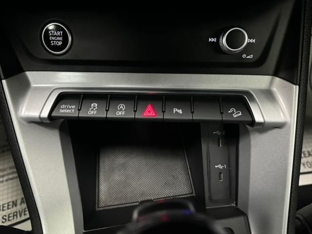 Photo of 2023 Chronos Gray Metallic Audi Q3