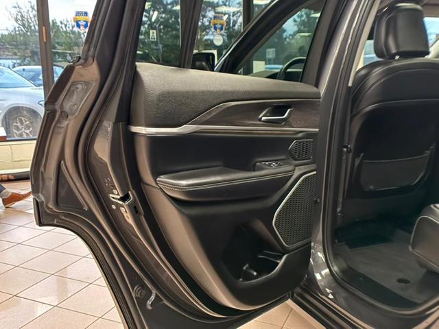 Photo of 2022 Baltic Gray Metallic Clearcoat Jeep Grand Cherokee