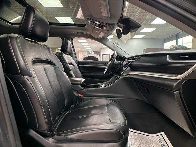 Photo of 2022 Baltic Gray Metallic Clearcoat Jeep Grand Cherokee