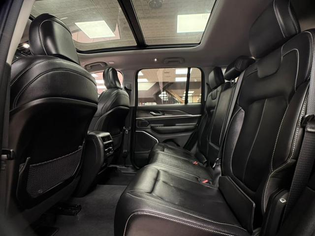 Photo of 2022 Baltic Gray Metallic Clearcoat Jeep Grand Cherokee