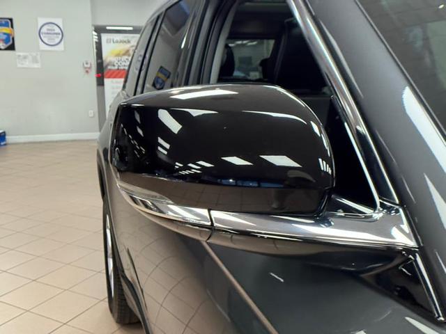 Photo of 2022 Baltic Gray Metallic Clearcoat Jeep Grand Cherokee
