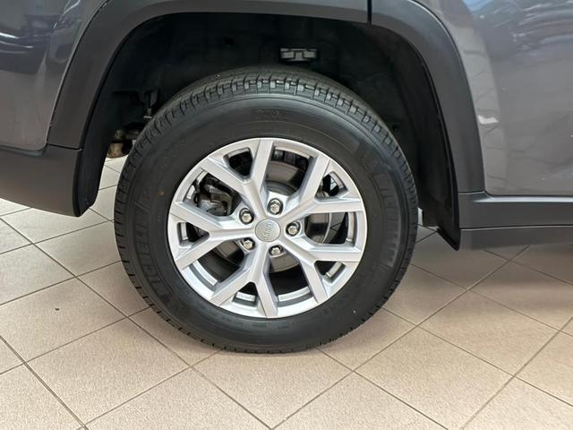 Photo of 2022 Baltic Gray Metallic Clearcoat Jeep Grand Cherokee