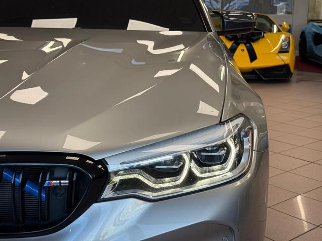 Photo of 2018 Donington Gray Metallic BMW M5