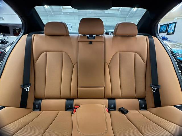 Photo of 2024 Jet Black BMW 330