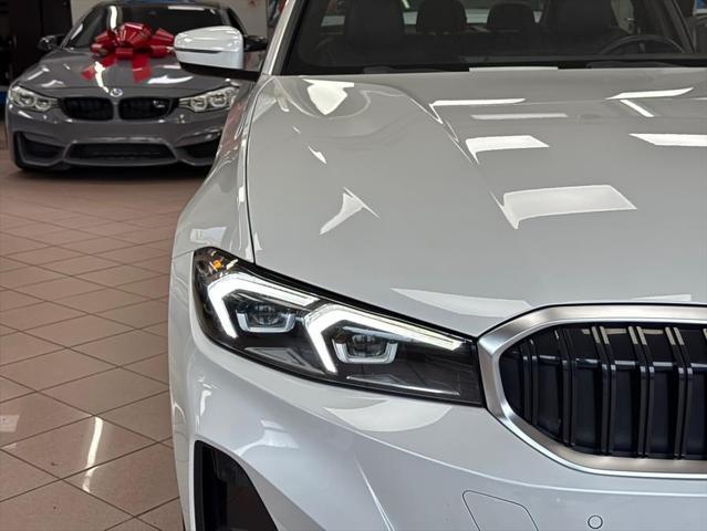Photo of 2024 Mineral White Metallic BMW 330