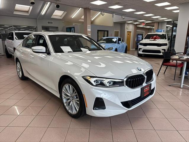 Photo of 2024 Mineral White Metallic BMW 330