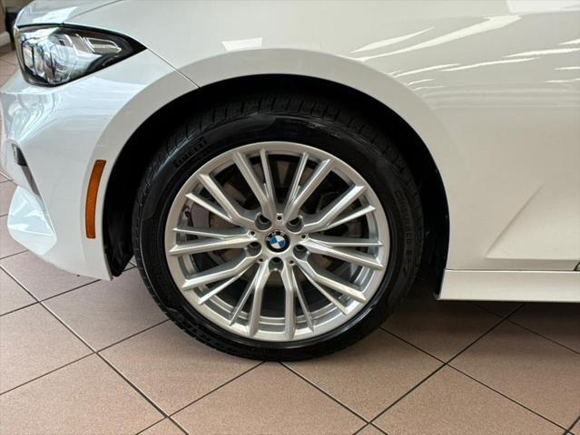 Photo of 2024 Mineral White Metallic BMW 330