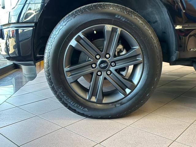 Photo of 2023 Agate Black Metallic Ford F-150