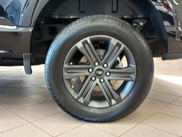 Photo of 2023 Agate Black Metallic Ford F-150