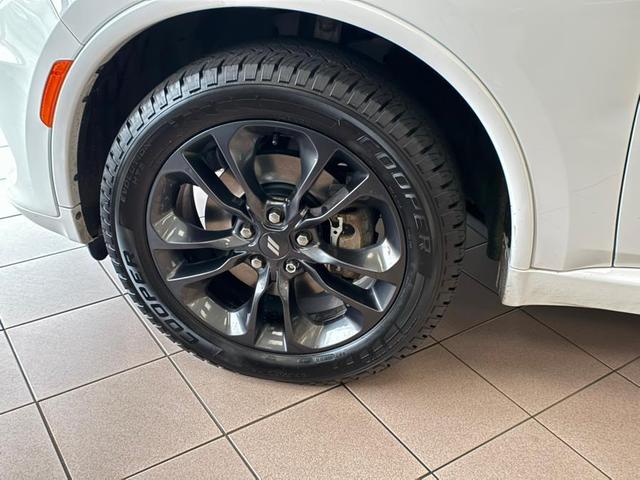 Photo of 2022 White Knuckle Clearcoat Dodge Durango