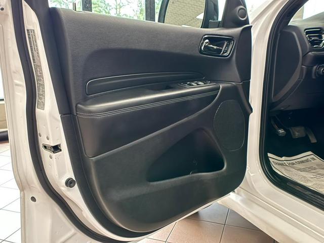 Photo of 2022 White Knuckle Clearcoat Dodge Durango