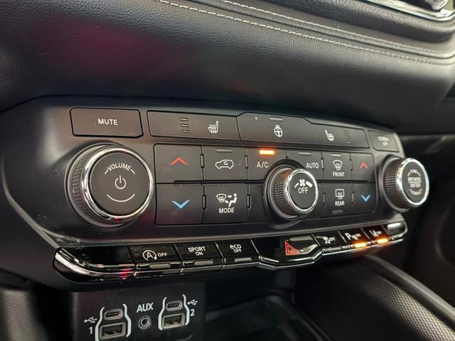 Photo of 2022 White Knuckle Clearcoat Dodge Durango