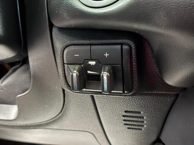 Photo of 2022 White Knuckle Clearcoat Dodge Durango