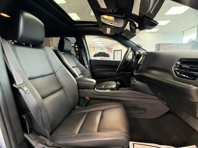 Photo of 2022 White Knuckle Clearcoat Dodge Durango