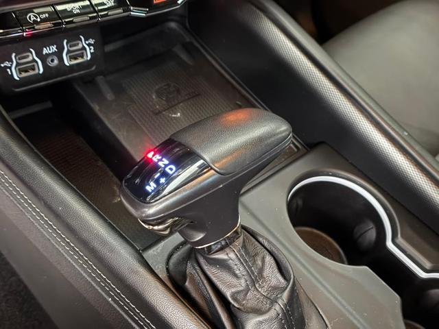 Photo of 2022 White Knuckle Clearcoat Dodge Durango
