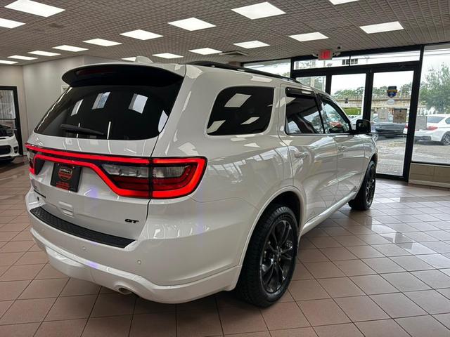Photo of 2022 White Knuckle Clearcoat Dodge Durango