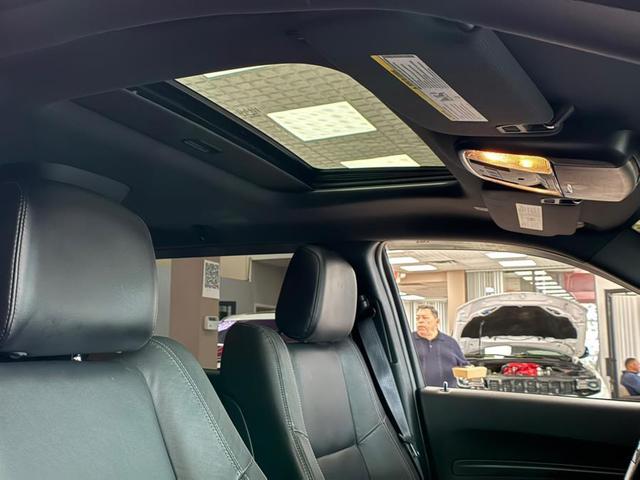 Photo of 2022 White Knuckle Clearcoat Dodge Durango