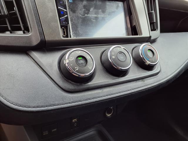 Photo of 2018 Black Toyota RAV4