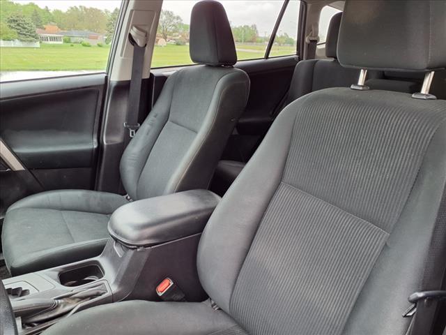 Photo of 2018 Black Toyota RAV4