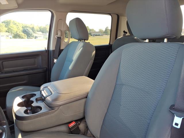 Photo of 2016 Delmonico Red Pearlcoat RAM 2500