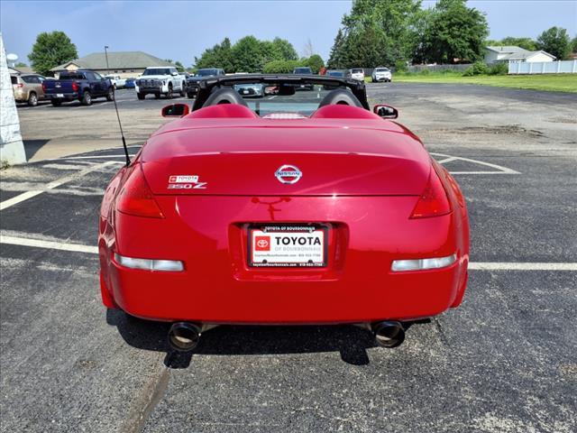 Photo of 2006 Redline Nissan 350Z