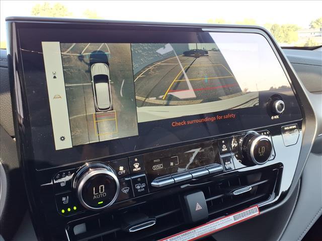 Photo of 2025 Gray Toyota Highlander