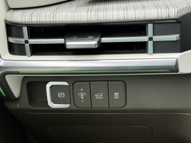 Photo of 2025 Rockwood Green Hyundai SANTA FE