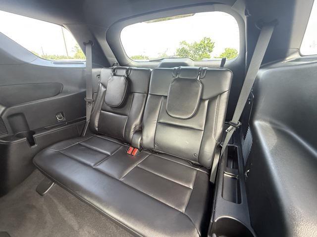 Photo of 2020 Iconic Silver Metallic Ford Explorer