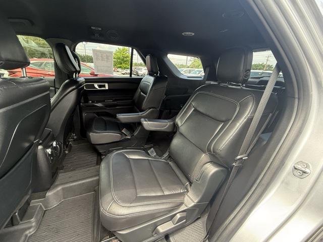 Photo of 2020 Iconic Silver Metallic Ford Explorer