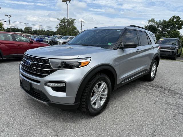 Photo of 2020 Iconic Silver Metallic Ford Explorer