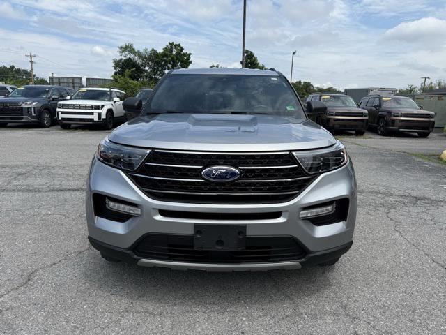 Photo of 2020 Iconic Silver Metallic Ford Explorer