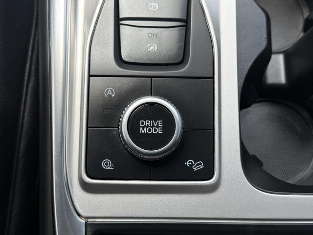 Photo of 2020 Iconic Silver Metallic Ford Explorer
