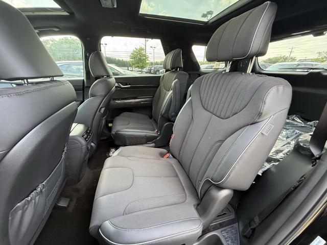 Photo of 2025 Abyss Black Pearl Hyundai PALISADE