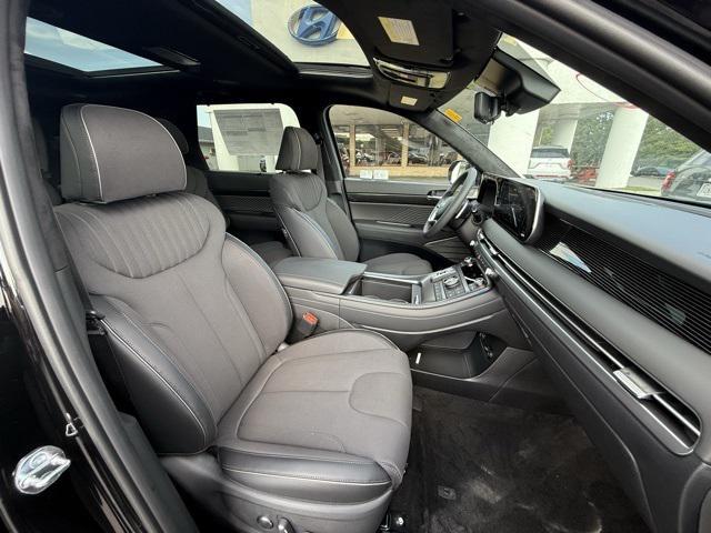 Photo of 2025 Abyss Black Pearl Hyundai PALISADE