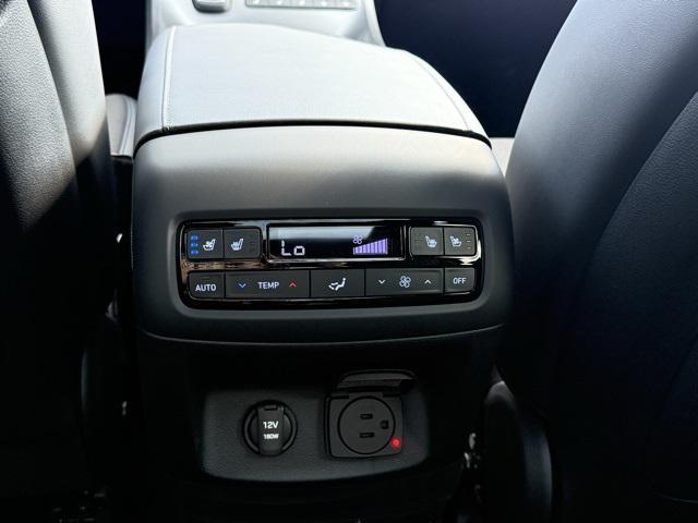 Photo of 2025 Abyss Black Pearl Hyundai PALISADE