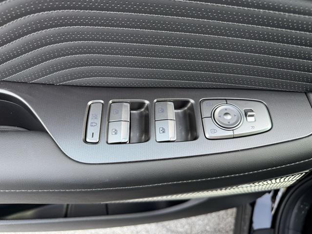 Photo of 2025 Abyss Black Pearl Hyundai PALISADE