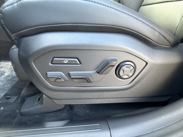 Photo of 2026 Ecotronic Gray Hyundai SANTA FE