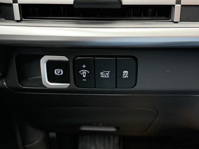 Photo of 2025 Serenity White Hyundai SANTA FE