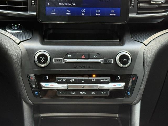 Photo of 2020 Blue Ford Explorer