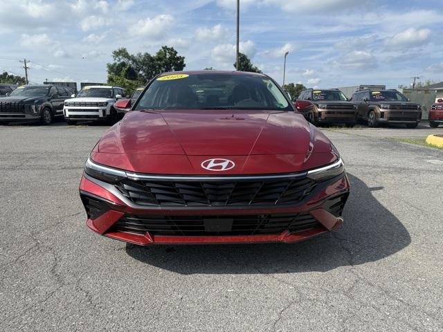 Photo of 2025 Ultimate Red Hyundai ELANTRA