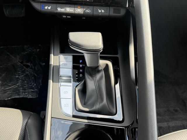 Photo of 2025 Ultimate Red Hyundai ELANTRA