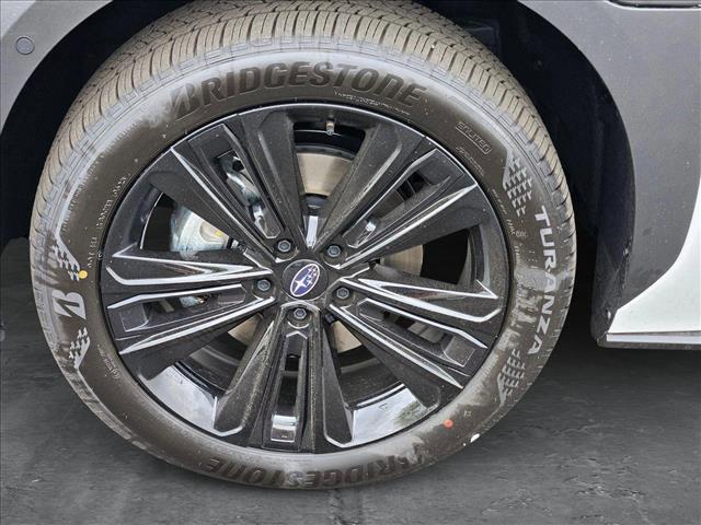 Photo of 2025 Cosmic White Pearl 2-Tone Subaru Solterra