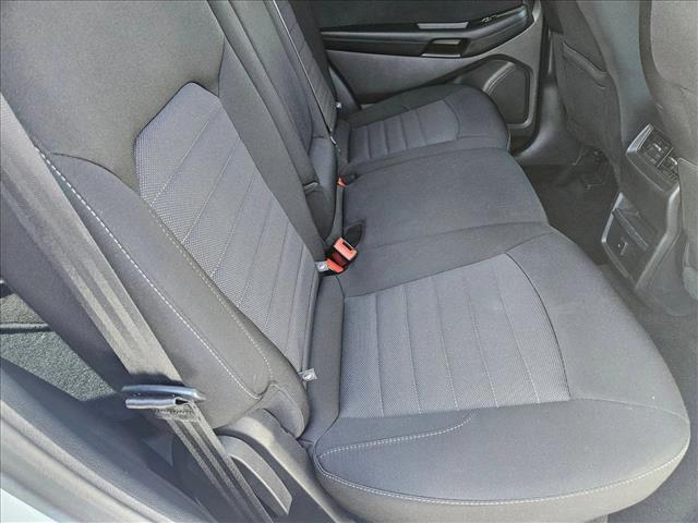 Photo of 2018 Oxford White Ford Edge