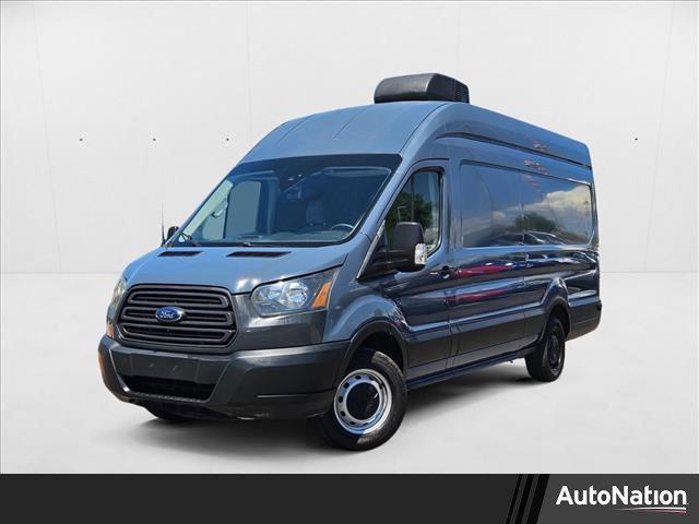 Photo of 2019 White Ford Transit-250