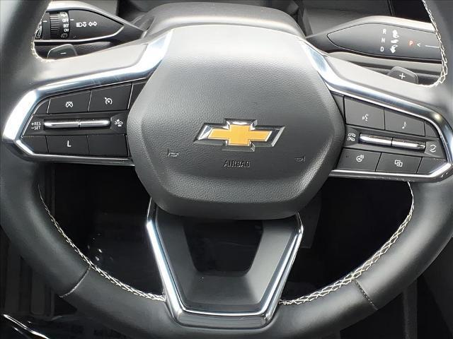 Photo of 2025 Lakeshore Blue Metallic Chevrolet Traverse