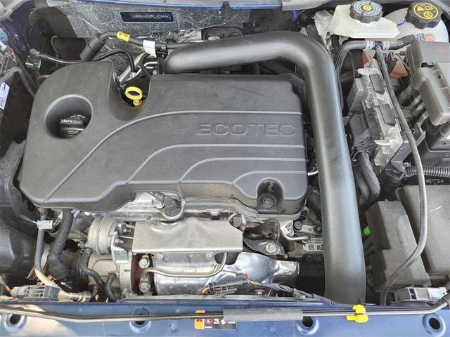 Photo of 2023 Blue Glow Metallic Chevrolet Equinox